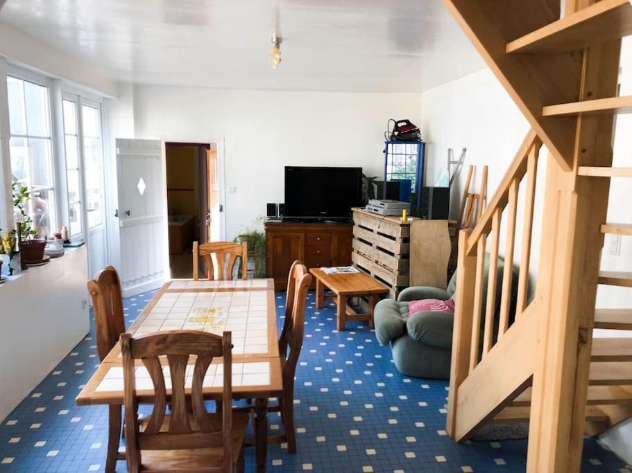 Saint-Aubin-de-Bonneval Gite Au Coeur D'Une Residence D'Artiste מראה חיצוני תמונה