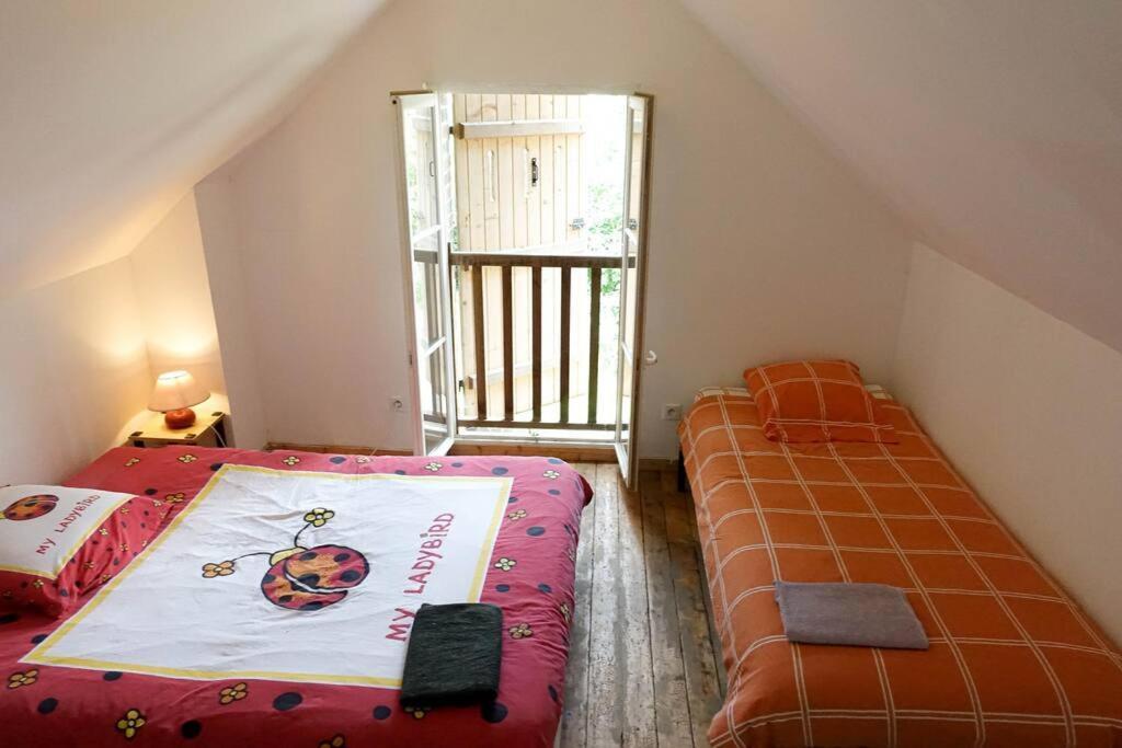 Saint-Aubin-de-Bonneval Gite Au Coeur D'Une Residence D'Artiste מראה חיצוני תמונה