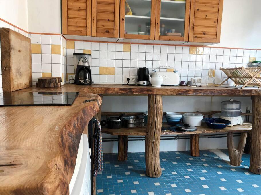 Saint-Aubin-de-Bonneval Gite Au Coeur D'Une Residence D'Artiste מראה חיצוני תמונה
