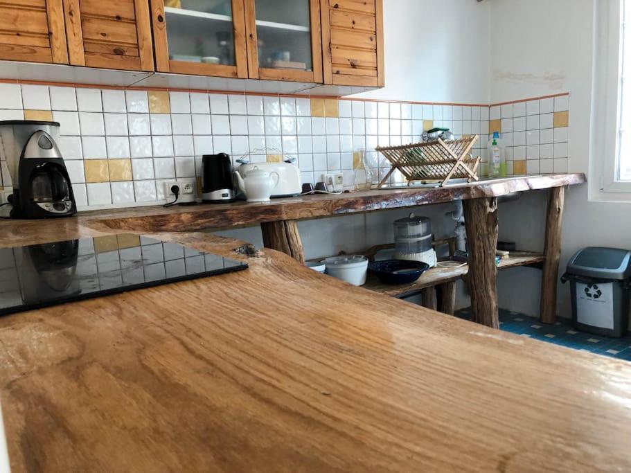 Saint-Aubin-de-Bonneval Gite Au Coeur D'Une Residence D'Artiste מראה חיצוני תמונה