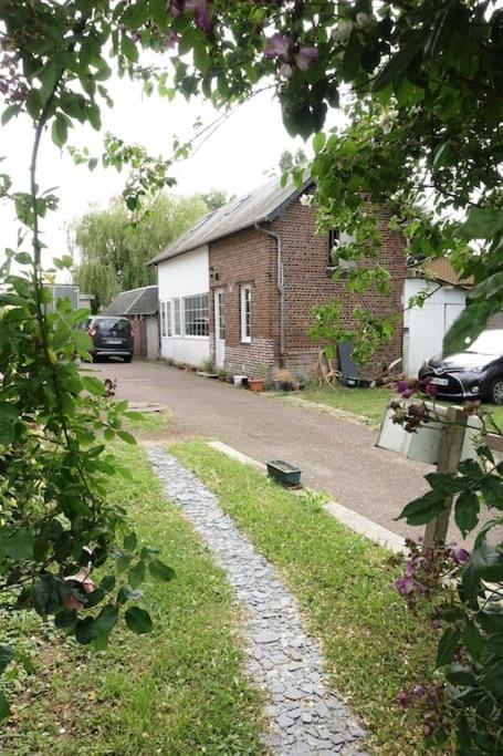 Saint-Aubin-de-Bonneval Gite Au Coeur D'Une Residence D'Artiste מראה חיצוני תמונה